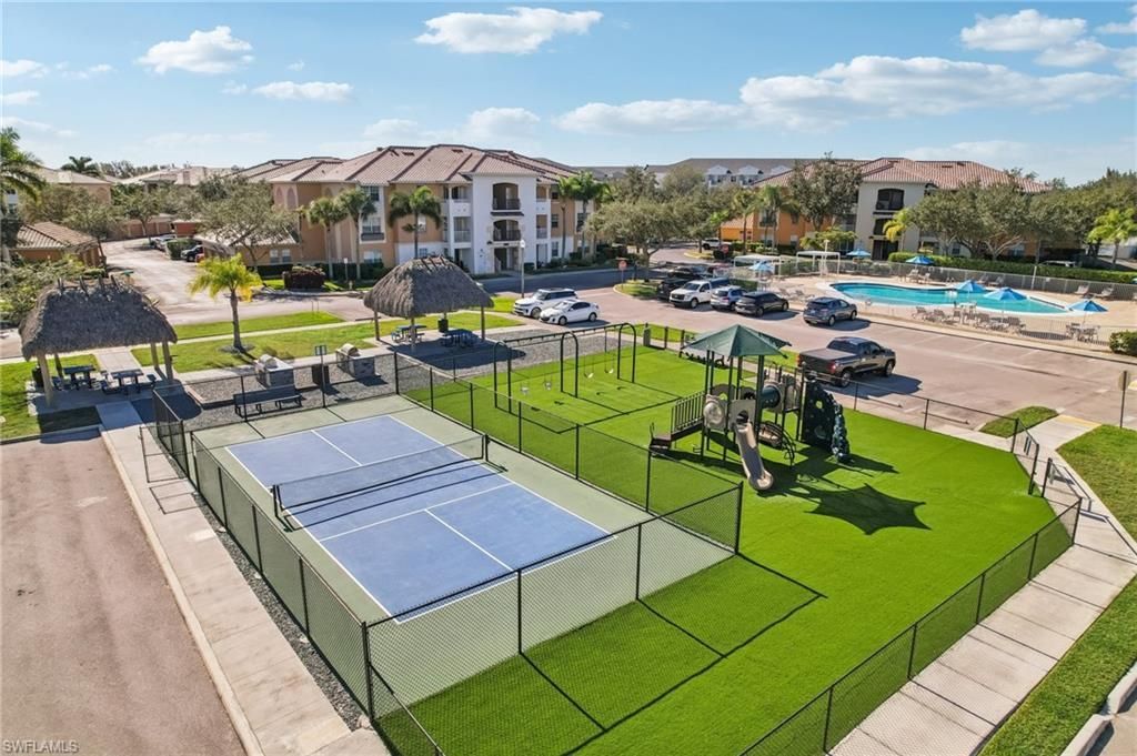 3940 Pomodoro Cir, Unit 204, Cape Coral, FL 33909 Photo