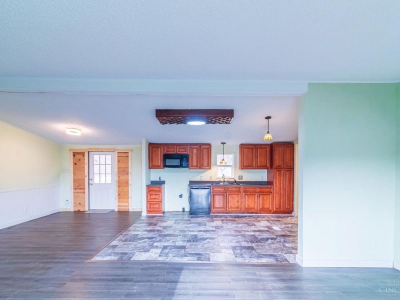 1925 Pershing Avenue, Washington Township, OH 45663 Photo 12