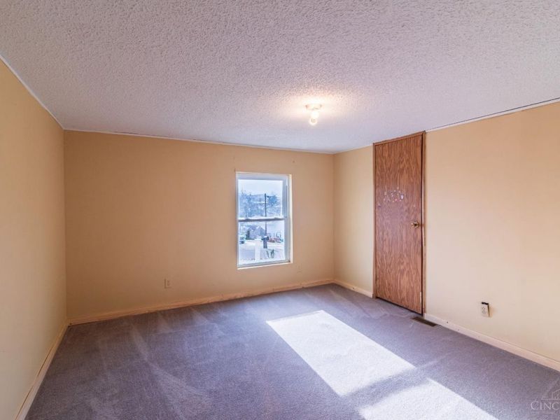 1925 Pershing Avenue, Washington Township, OH 45663 Photo 16