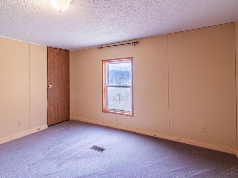 1925 Pershing Avenue, Washington Township, OH 45663 Photo 18