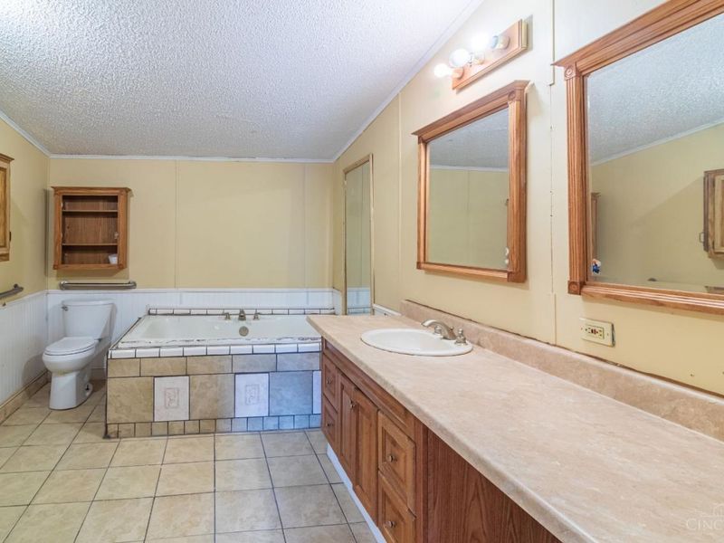 1925 Pershing Avenue, Washington Township, OH 45663 Photo 25