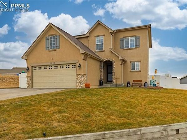 2053 Meadowbrook Parkway, Colorado Springs, CO 80951