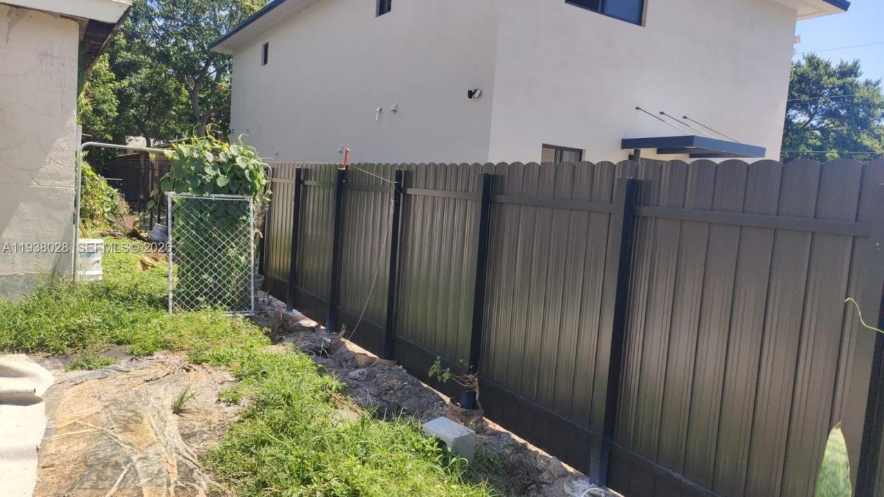 1901 NW 51st Ter , Unit 1901, Miami, FL 33142 Photo