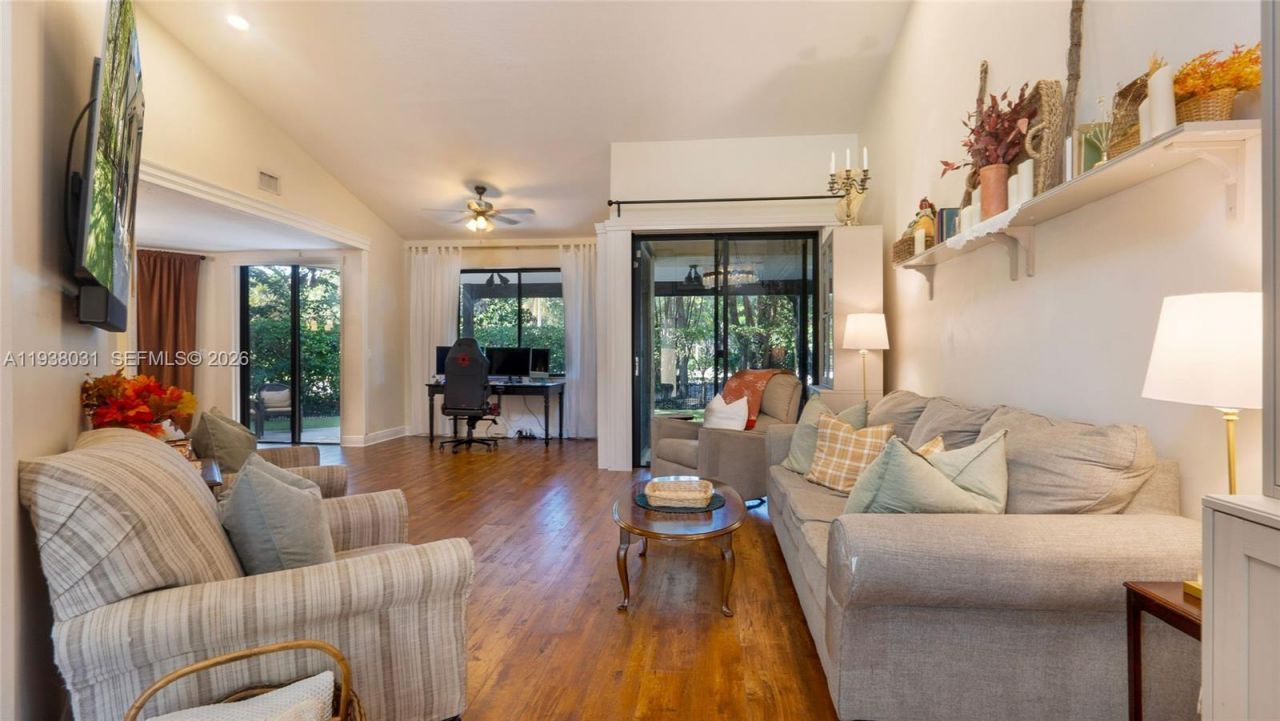 208 NW 97th Ave, Unit 2-92, Plantation, FL 33324 Photo