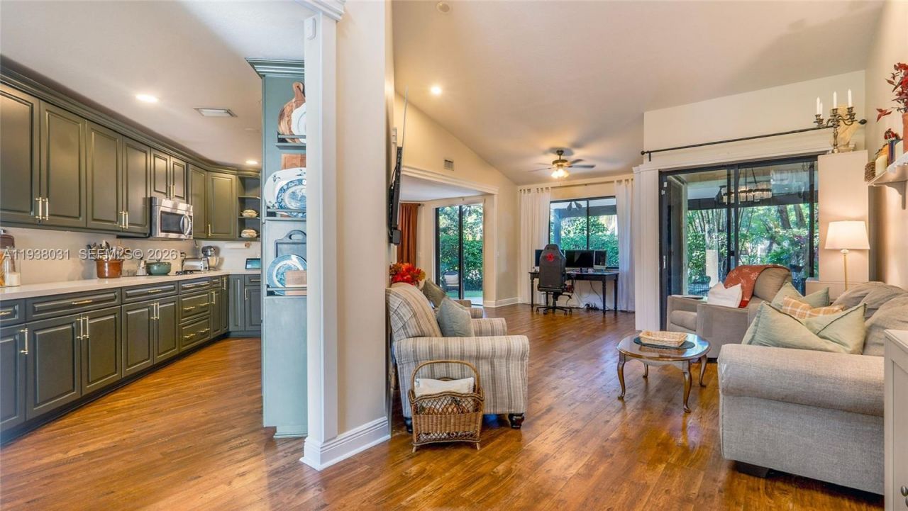 208 NW 97th Ave, Unit 2-92, Plantation, FL 33324 Photo