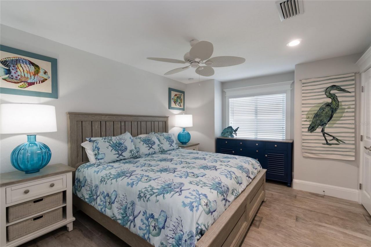 2302 Gulf Drive N, Bradenton Beach, FL 34217 Photo