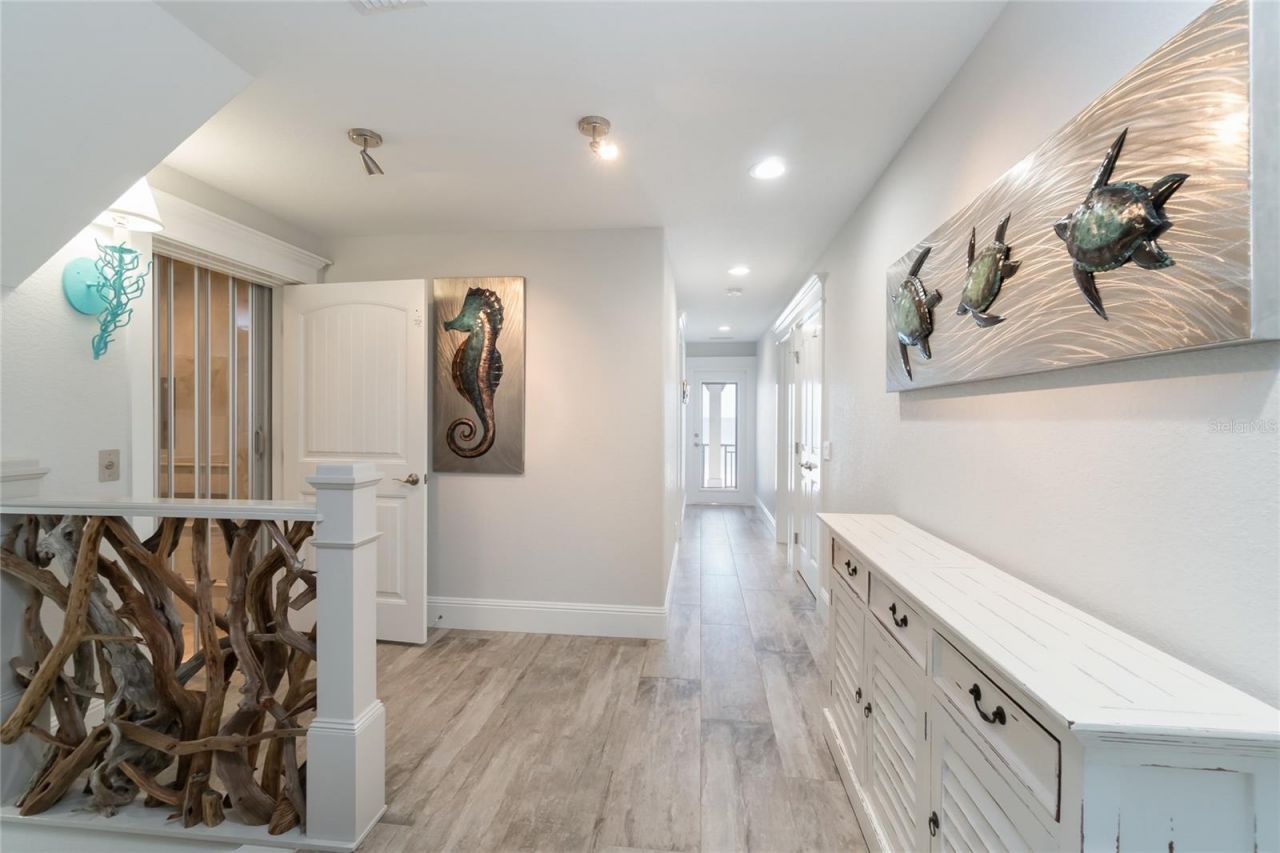 2302 Gulf Drive N, Bradenton Beach, FL 34217 Photo