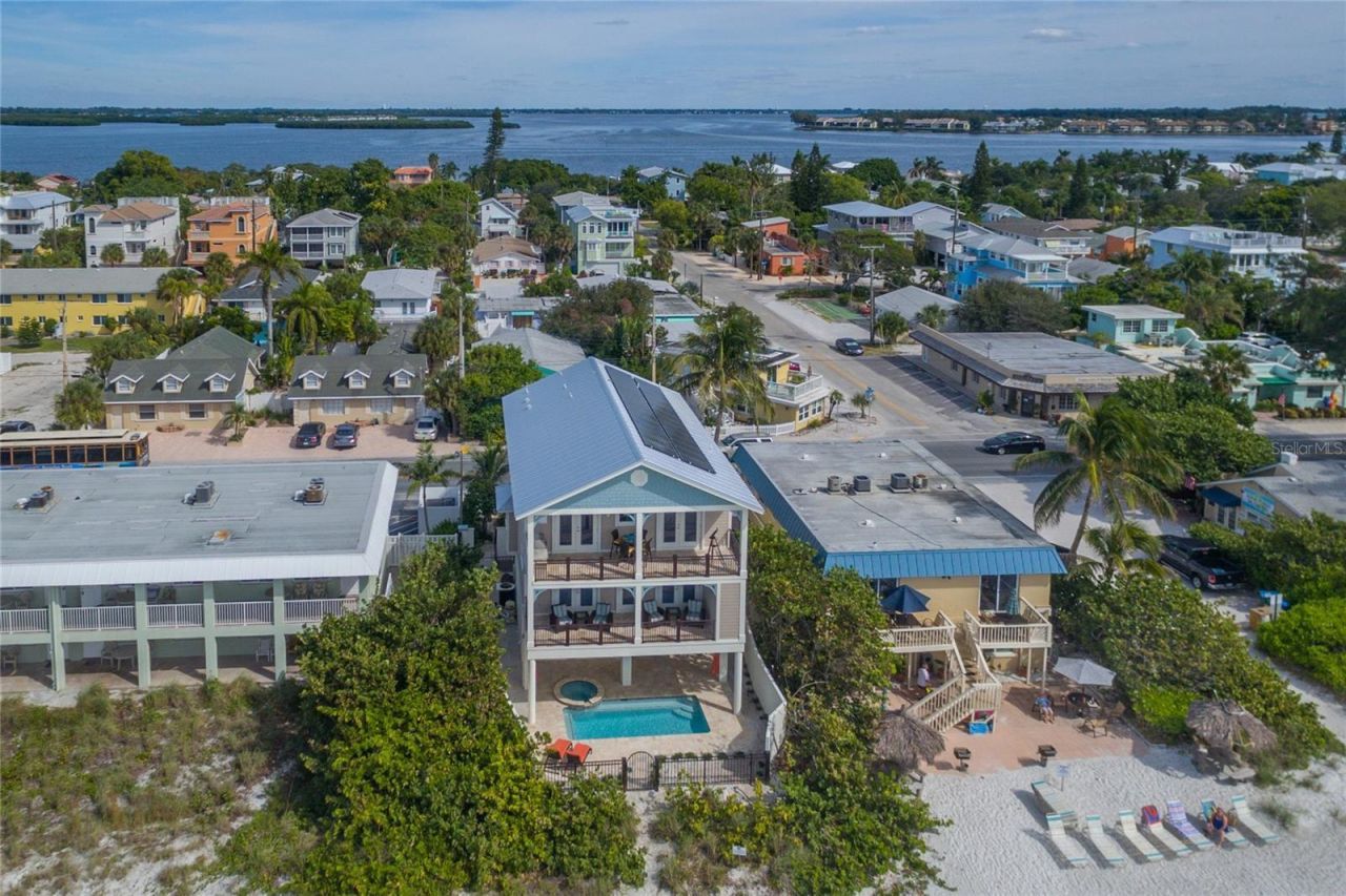 2302 Gulf Drive N, Bradenton Beach, FL 34217 Photo