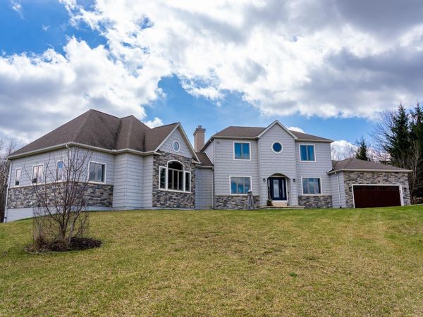 3195 Rolland Road S, Remus, MI 49340