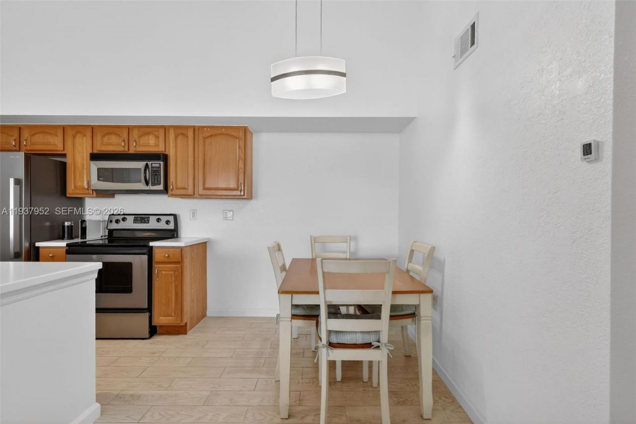 221 SW Palm Dr , Unit 306, Port Saint Lucie, FL 34986 Photo