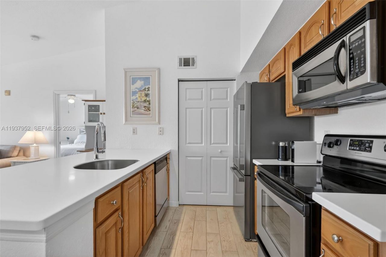 221 SW Palm Dr , Unit 306, Port Saint Lucie, FL 34986 Photo