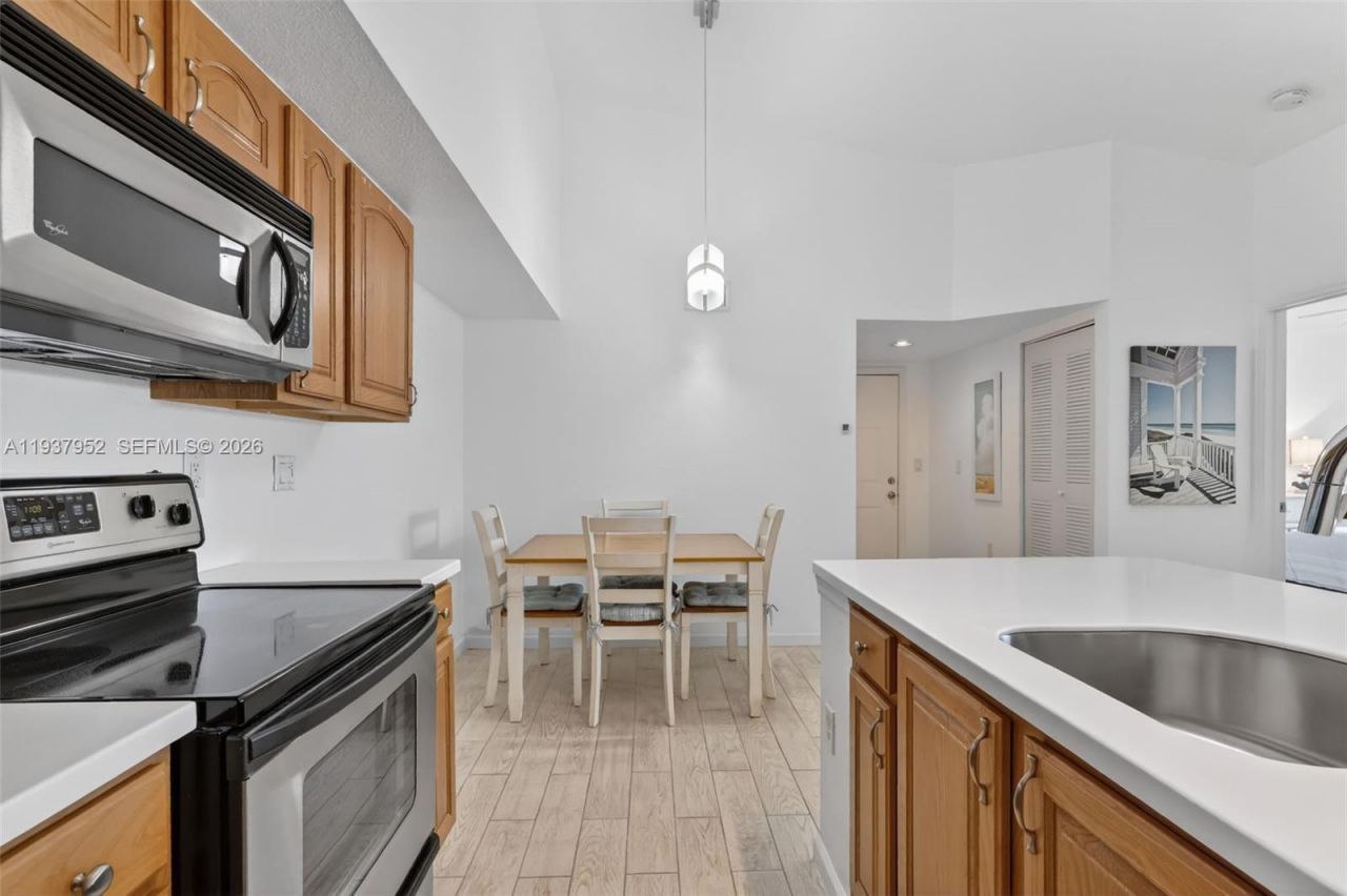 221 SW Palm Dr , Unit 306, Port Saint Lucie, FL 34986 Photo