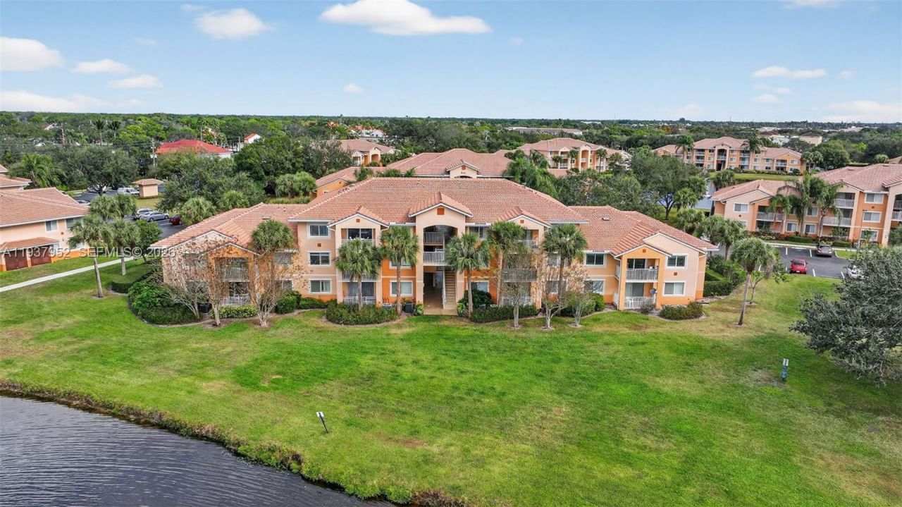 221 SW Palm Dr , Unit 306, Port Saint Lucie, FL 34986 Photo