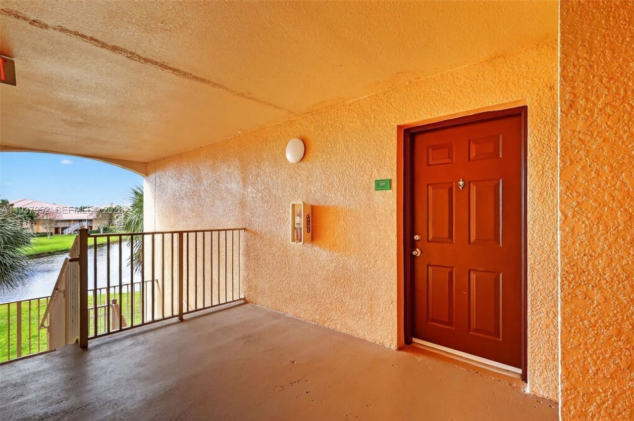 221 SW Palm Dr , Unit 306, Port Saint Lucie, FL 34986 Photo