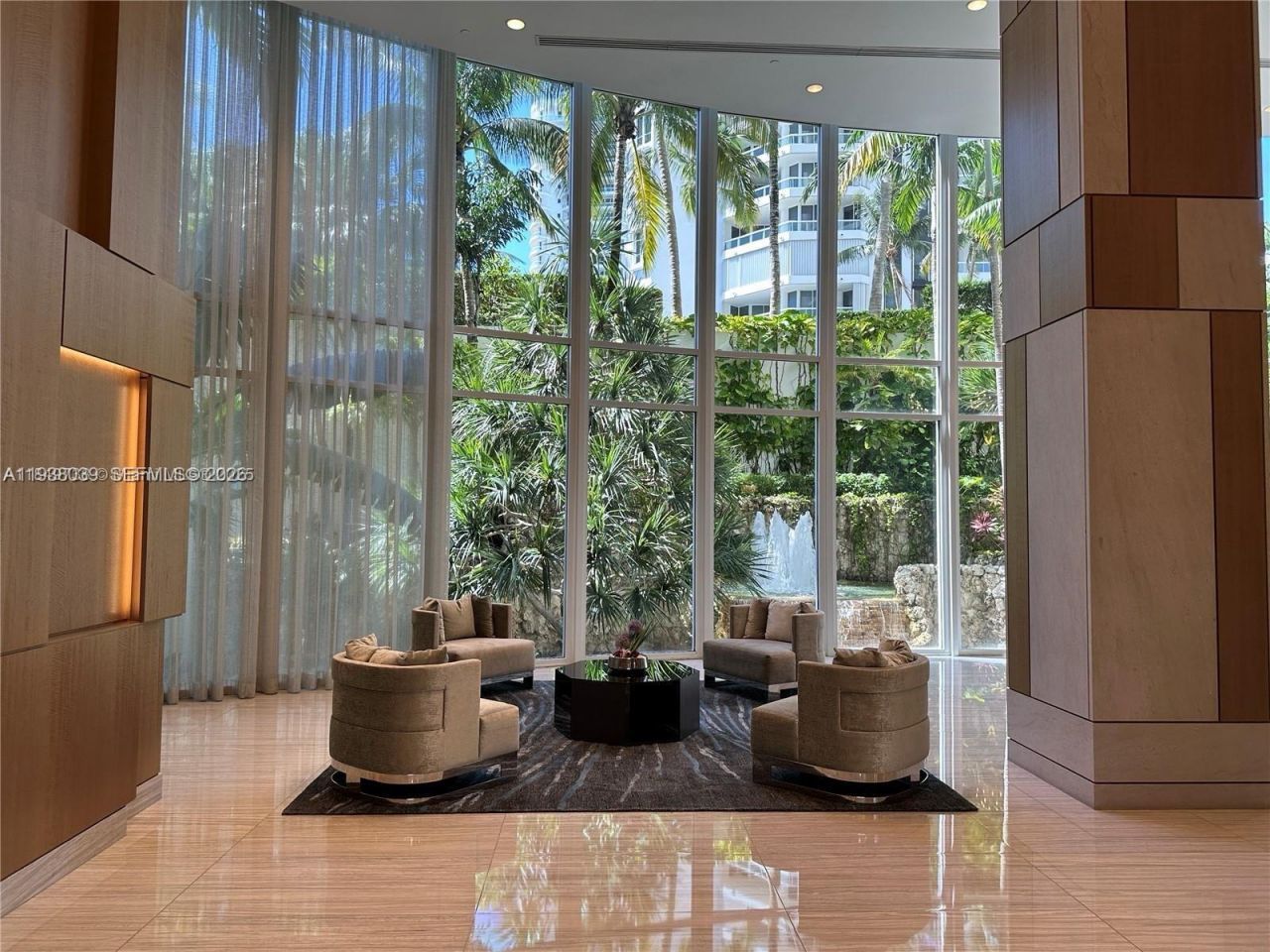 21200 Point Pl, Unit 404, Aventura, FL 33180 Photo