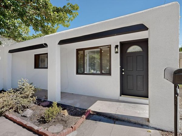 1820 Lester Drive NE, Albuquerque, NM 87112