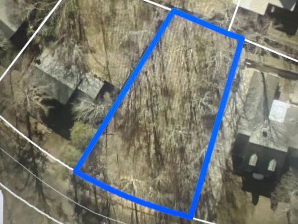 8215 SHADY FERN CV, Memphis, TN 38018