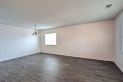 2452 Melville Road photo 4