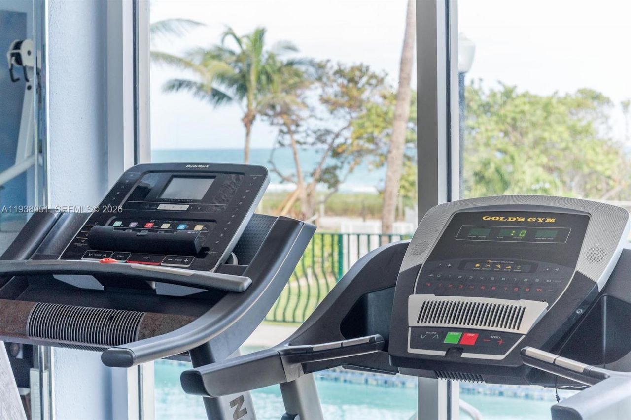 9195 Collins Ave, Unit 611, Surfside, FL 33154 Photo