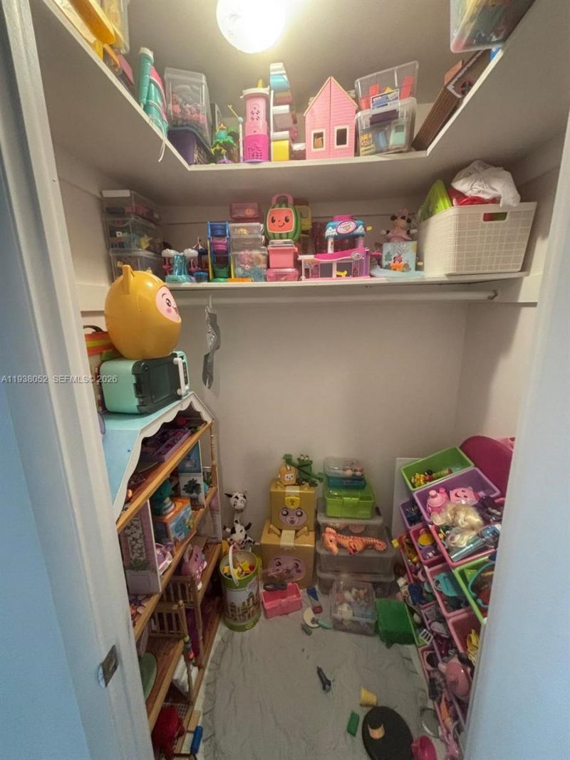 10101 E Bay Harbor Dr, Unit 309, Bay Harbor Islands, FL 33154 Photo