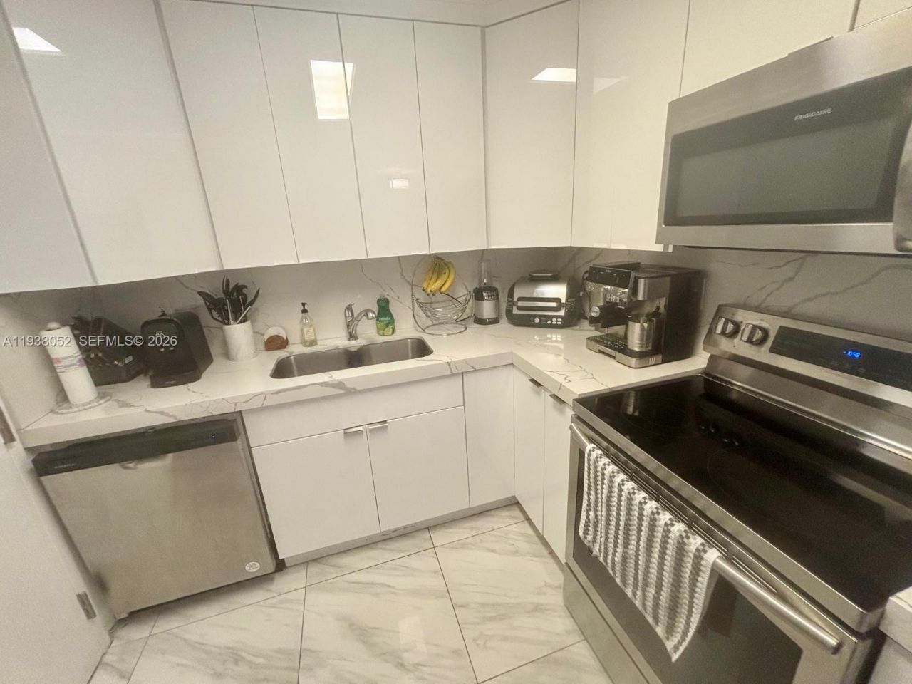 10101 E Bay Harbor Dr, Unit 309, Bay Harbor Islands, FL 33154 Photo