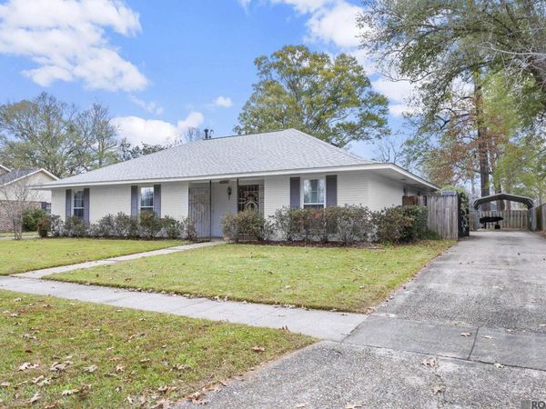 16801 Ticonderoga Ave, Baton Rouge, LA 70817