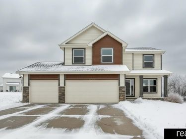 7409 N 176 Avenue, Bennington, NE 68007