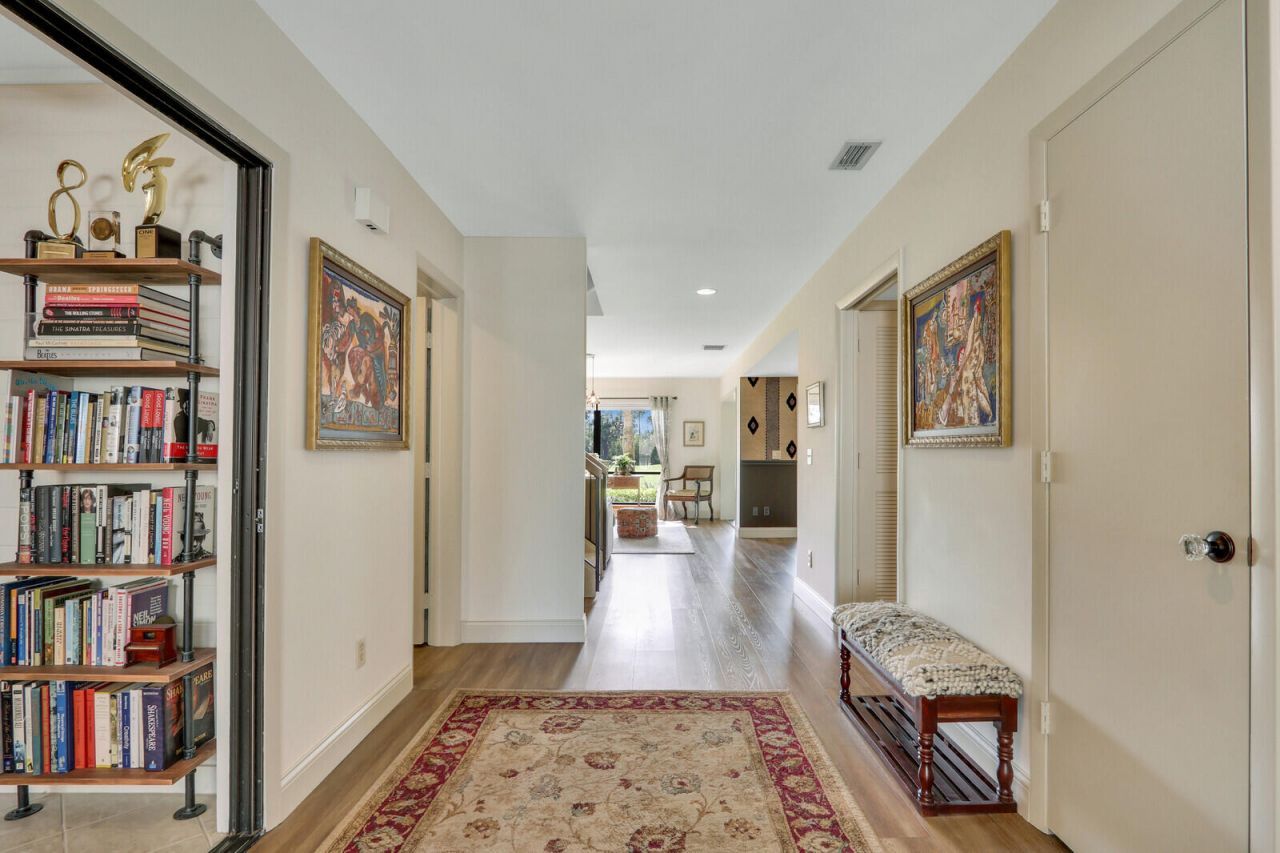 5661 SE Foxcross Place, Stuart, FL 34997 Photo