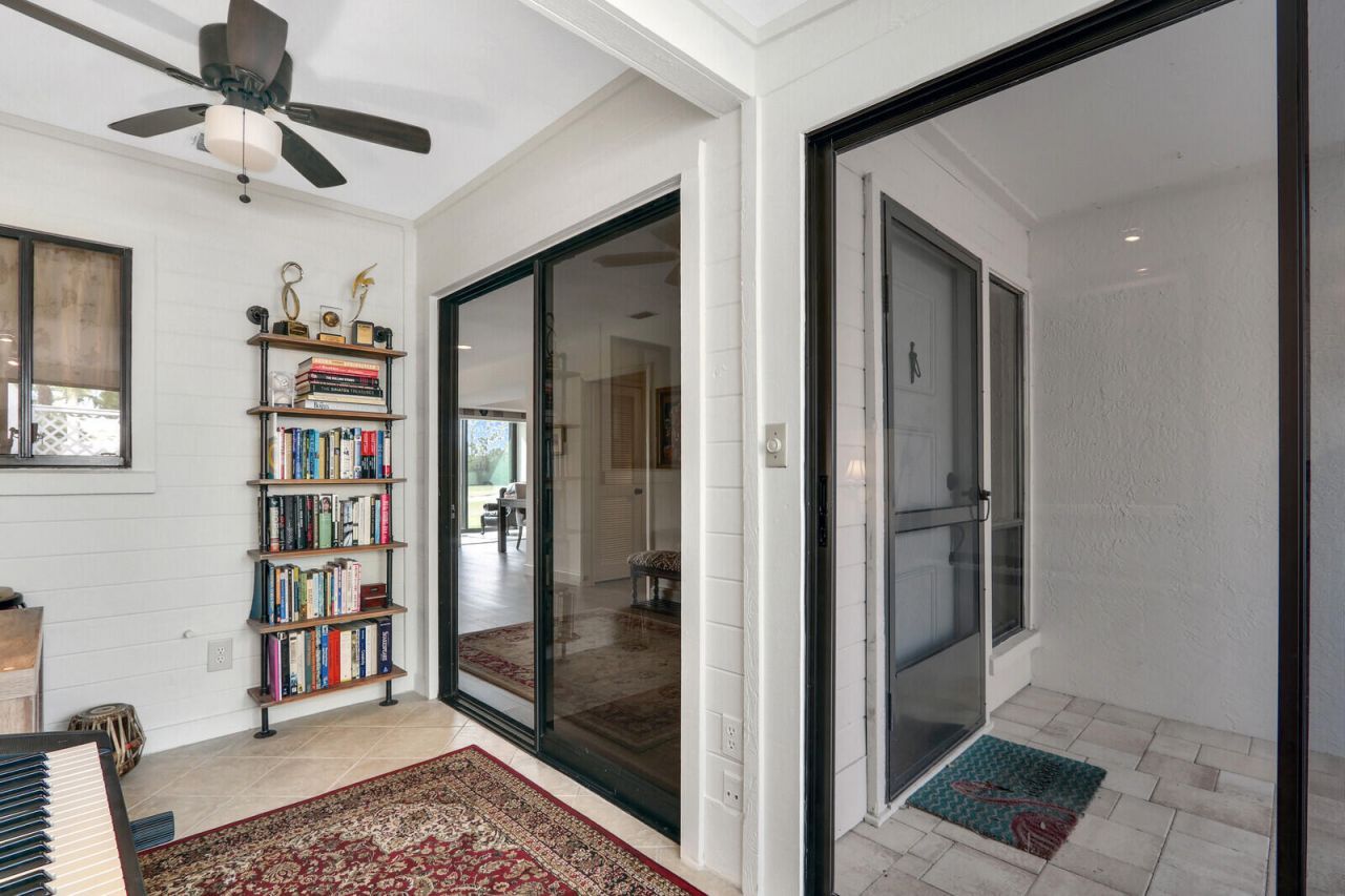 5661 SE Foxcross Place, Stuart, FL 34997 Photo