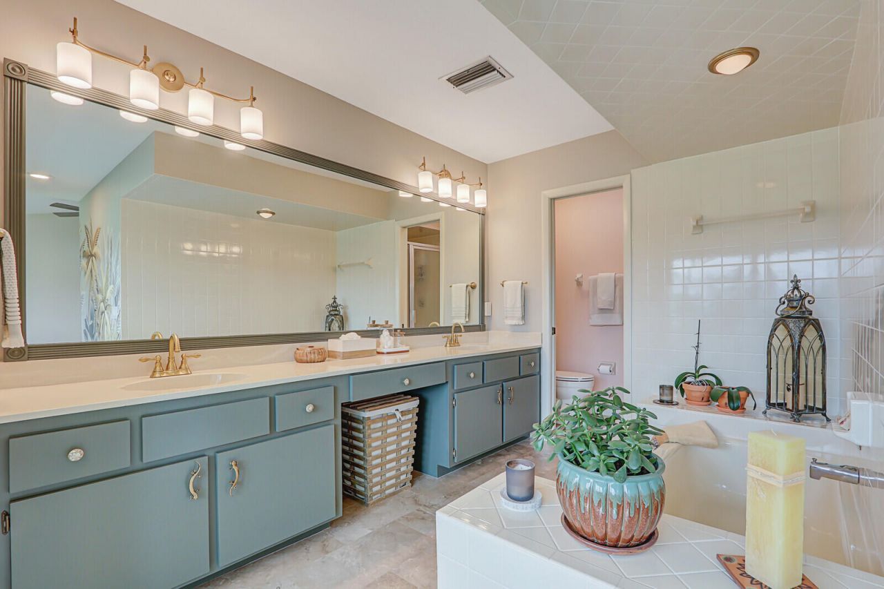 5661 SE Foxcross Place, Stuart, FL 34997 Photo