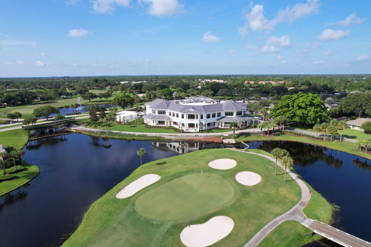 5661 SE Foxcross Place, Stuart, FL 34997 Photo