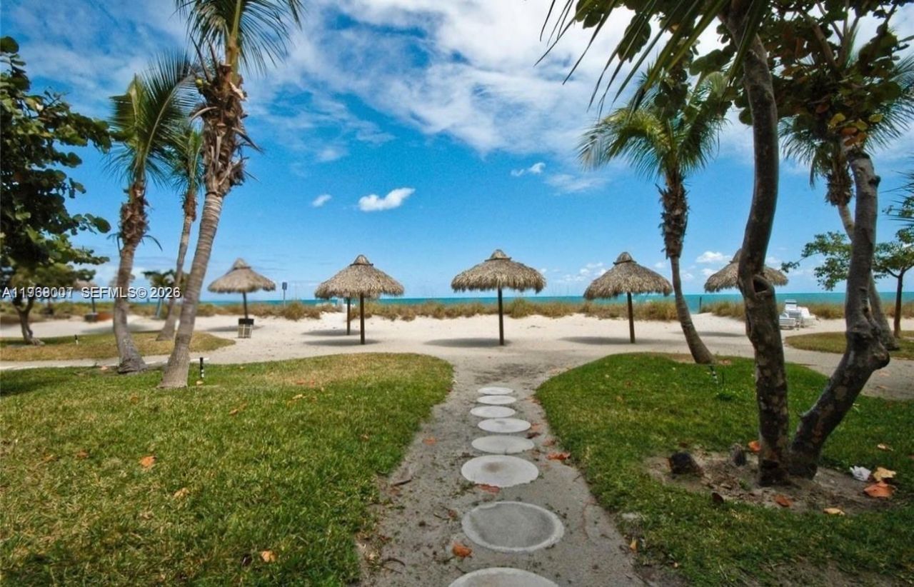 1121 Crandon Blvd, Unit F1107, Key Biscayne, FL 33149 Photo