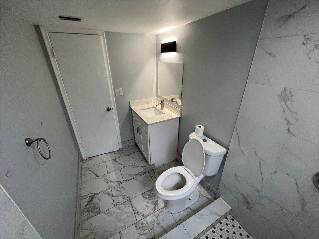 6840 Pembroke Road, Unit 118, Pembroke Pines, FL 33023 Photo