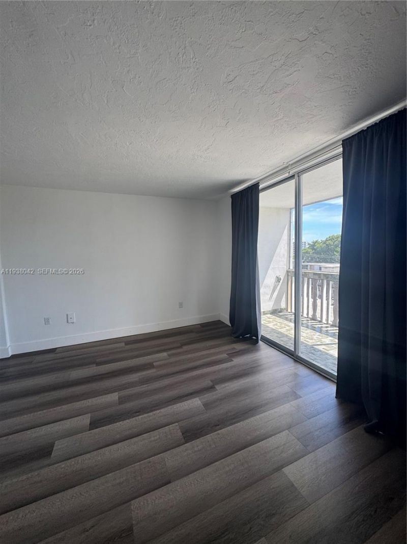 1475 NE 125th Ter , Unit 511B, North Miami, FL 33161 Photo