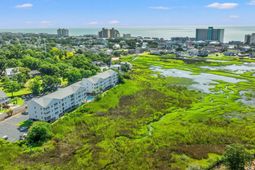 310 Marsh Pl. photo 4