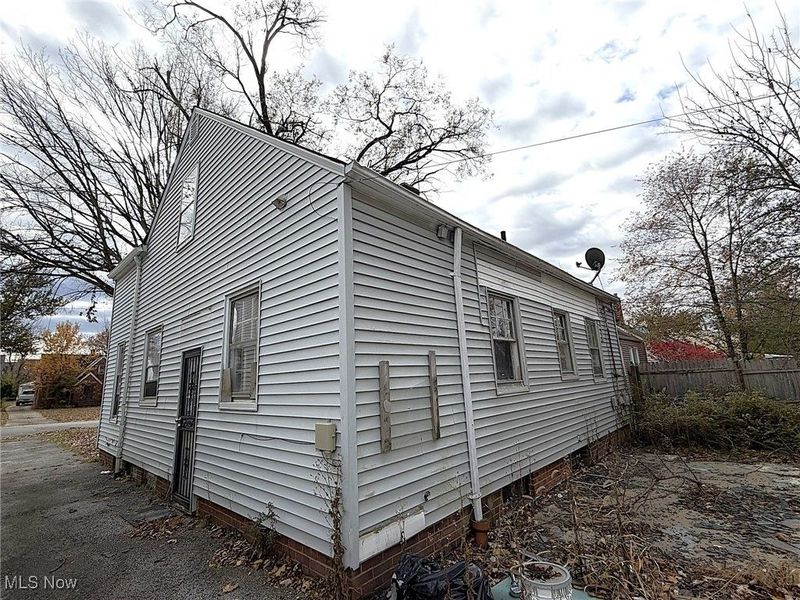 15615 Judson Drive, Cleveland, OH 44128 Photo 31