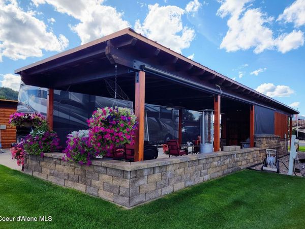 43 Sand Trap LN, Blanchard, ID 83804