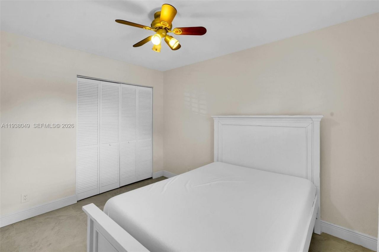 10401 W Broward Blvd, Unit 205, Plantation, FL 33324 Photo