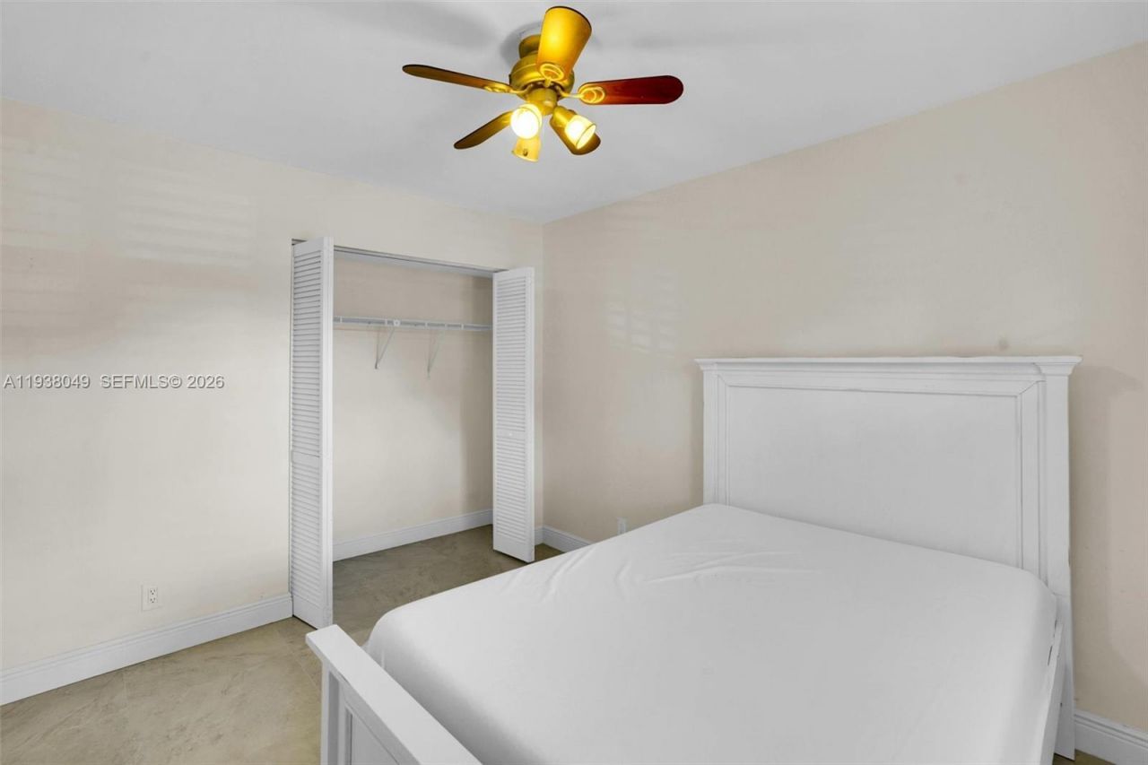 10401 W Broward Blvd, Unit 205, Plantation, FL 33324 Photo