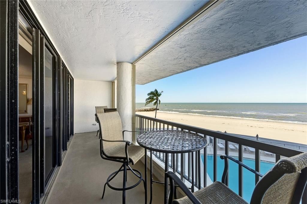 2378 Gulf Shore Blvd N, Unit 303, Naples, FL 34103 Photo