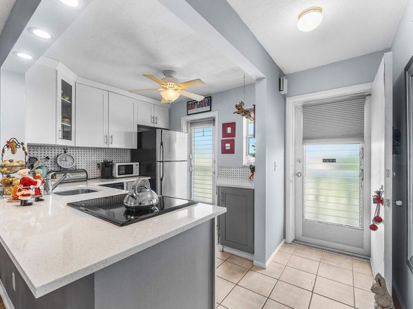 2161 NE 1st Court, Unit 205, Boynton Beach, FL 33435