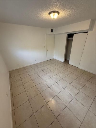 6840 Pembroke Road, Unit 110, Pembroke Pines, FL 33023 Photo