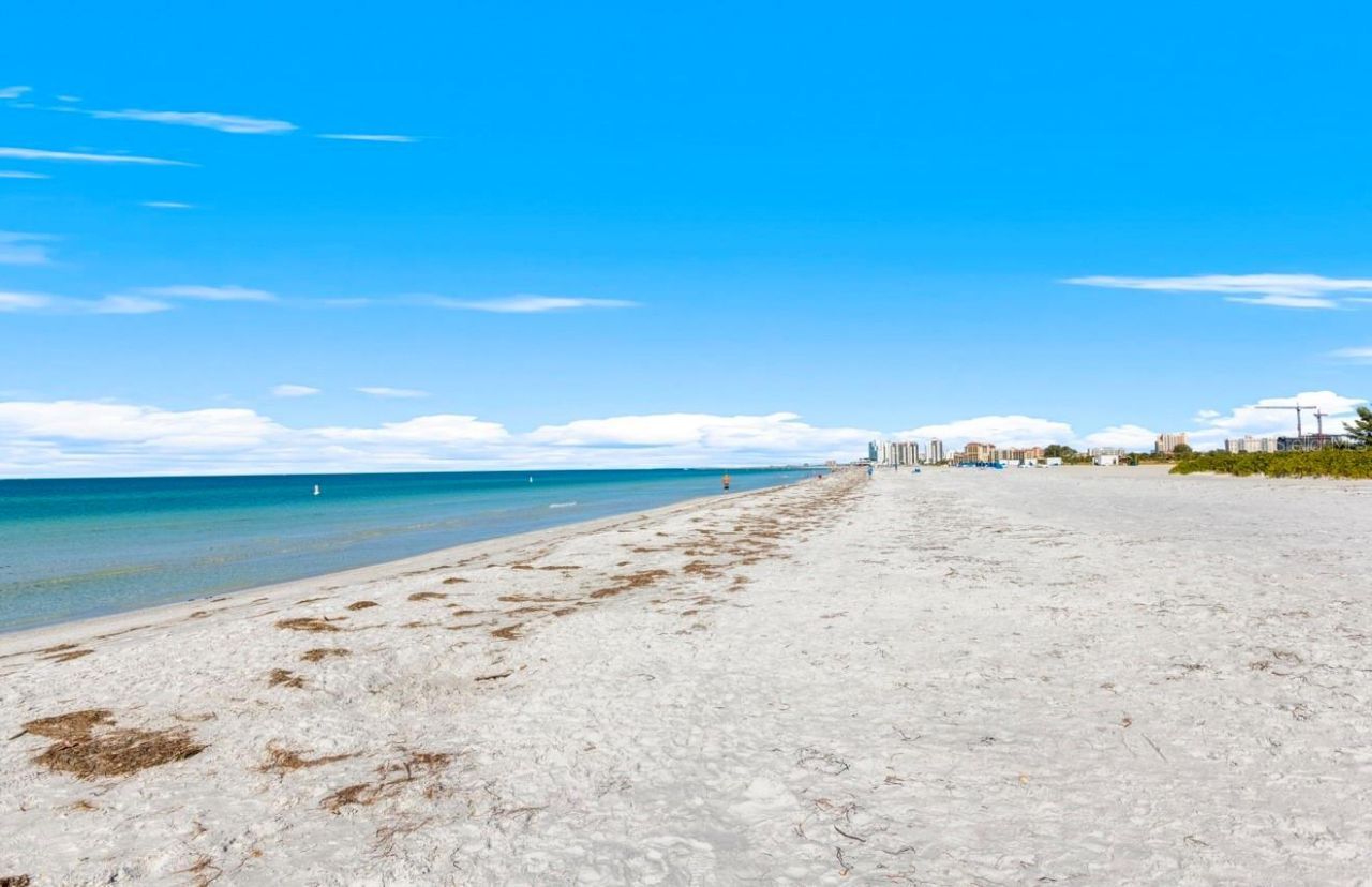 1170 Gulf Boulevard, Unit 2001, Clearwater, FL 33767 Photo