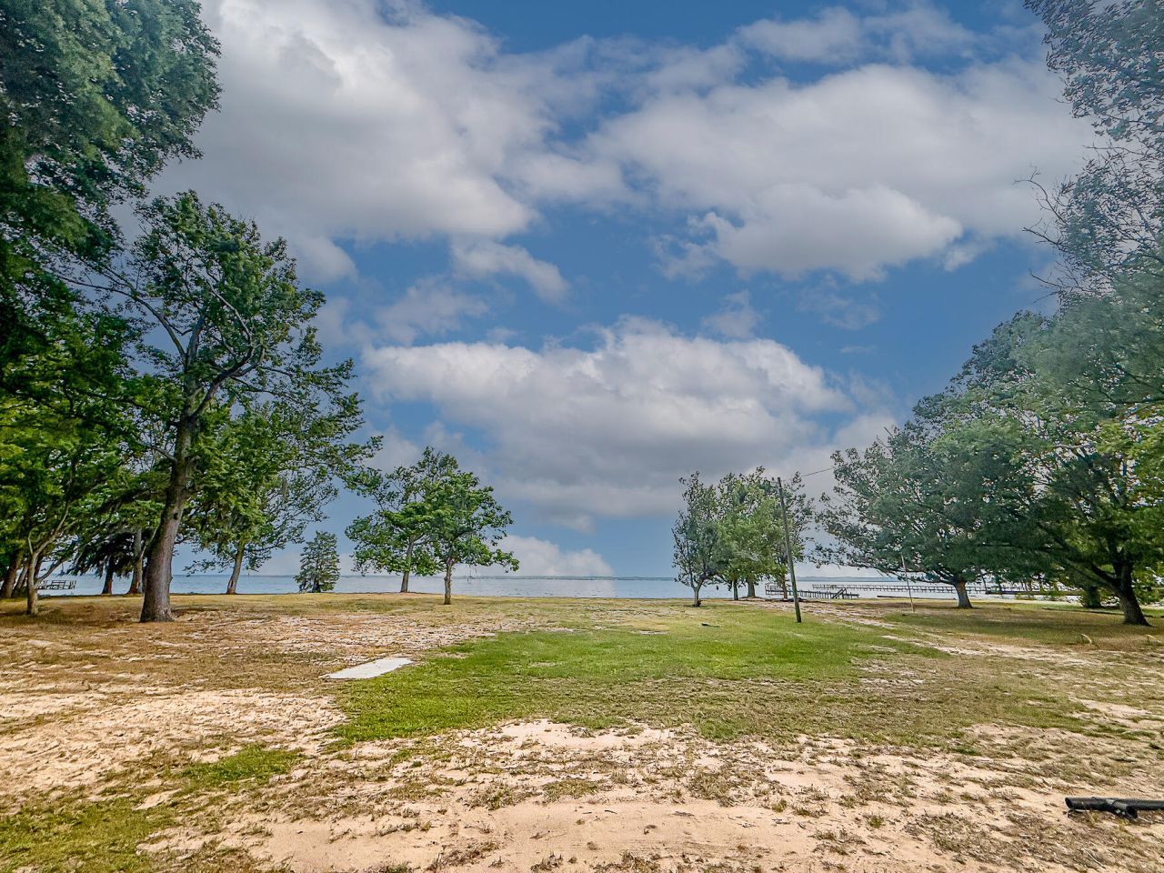 3226 Francis Marion Boulevard Photo 16