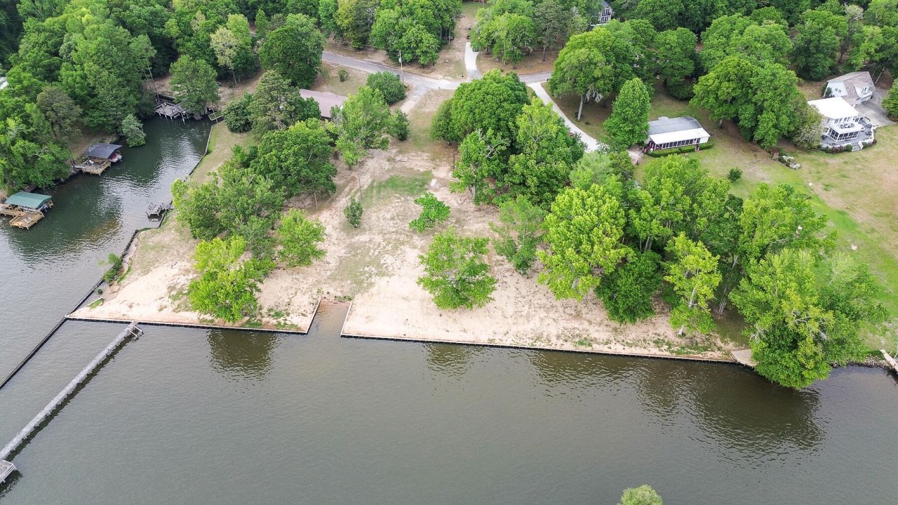 3226 Francis Marion Boulevard Photo 34