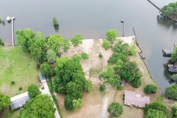 3226 Francis Marion Boulevard photo 4