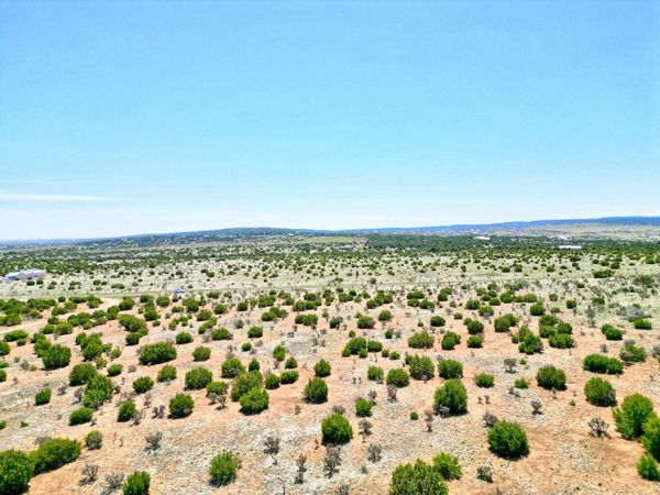 201 Entranosa/ LOT 5 Road, Edgewood, NM 87015