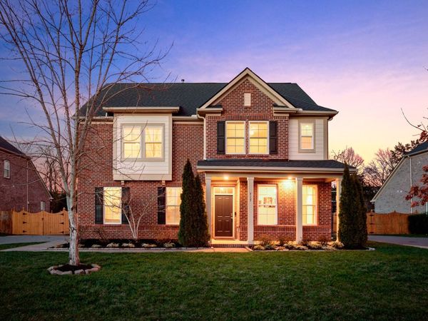 717 Harpers Mill Dr, Nolensville, TN 37135