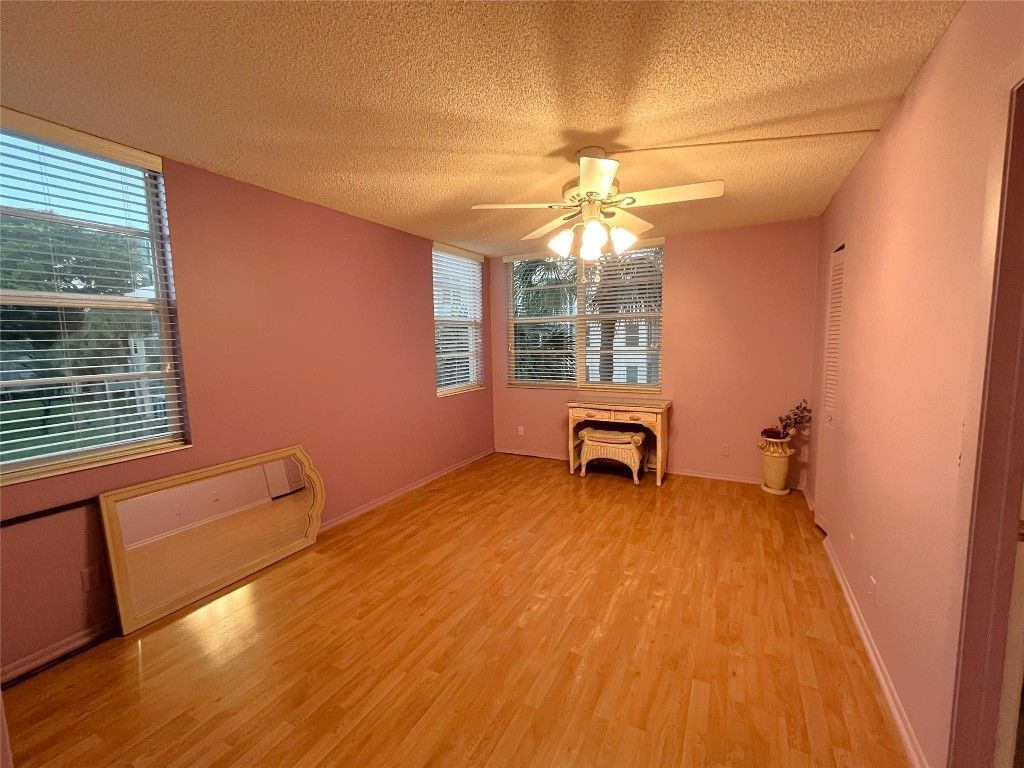 9501 Seagrape Drive, Unit 305, Davie, FL 33324 Photo