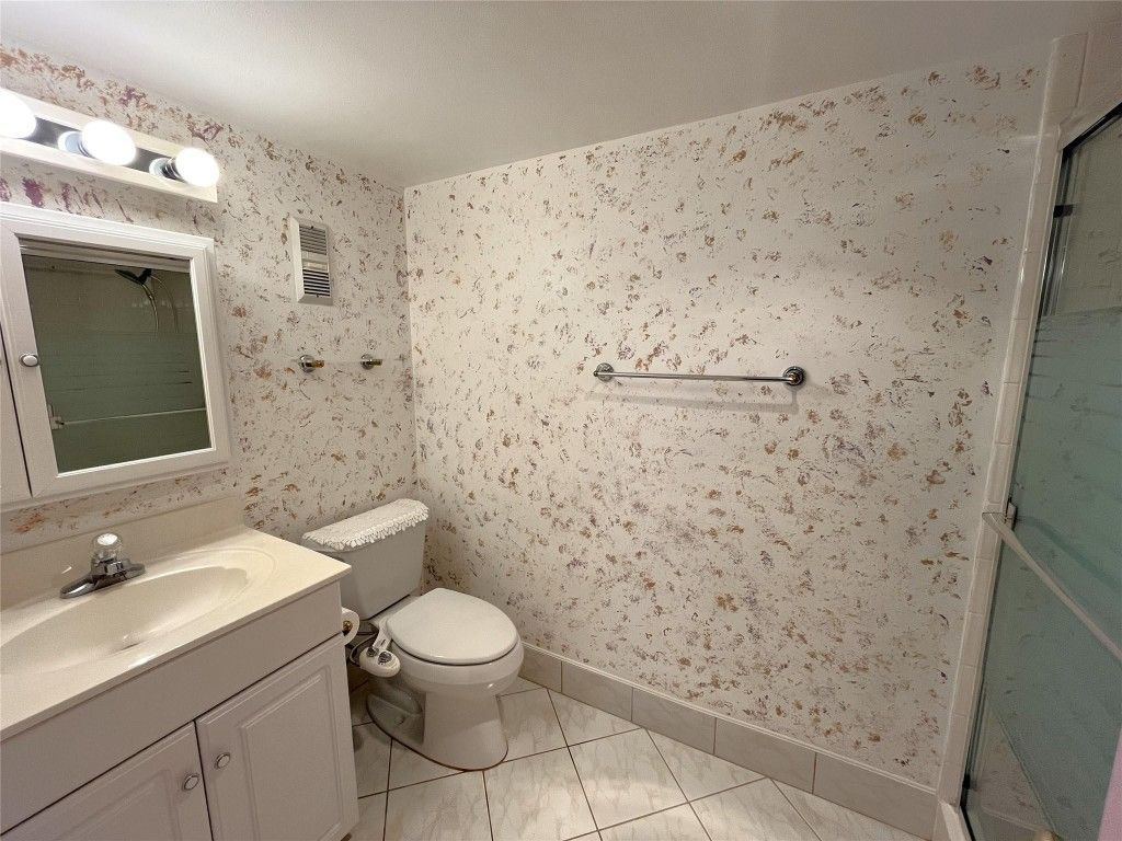 9501 Seagrape Drive, Unit 305, Davie, FL 33324 Photo